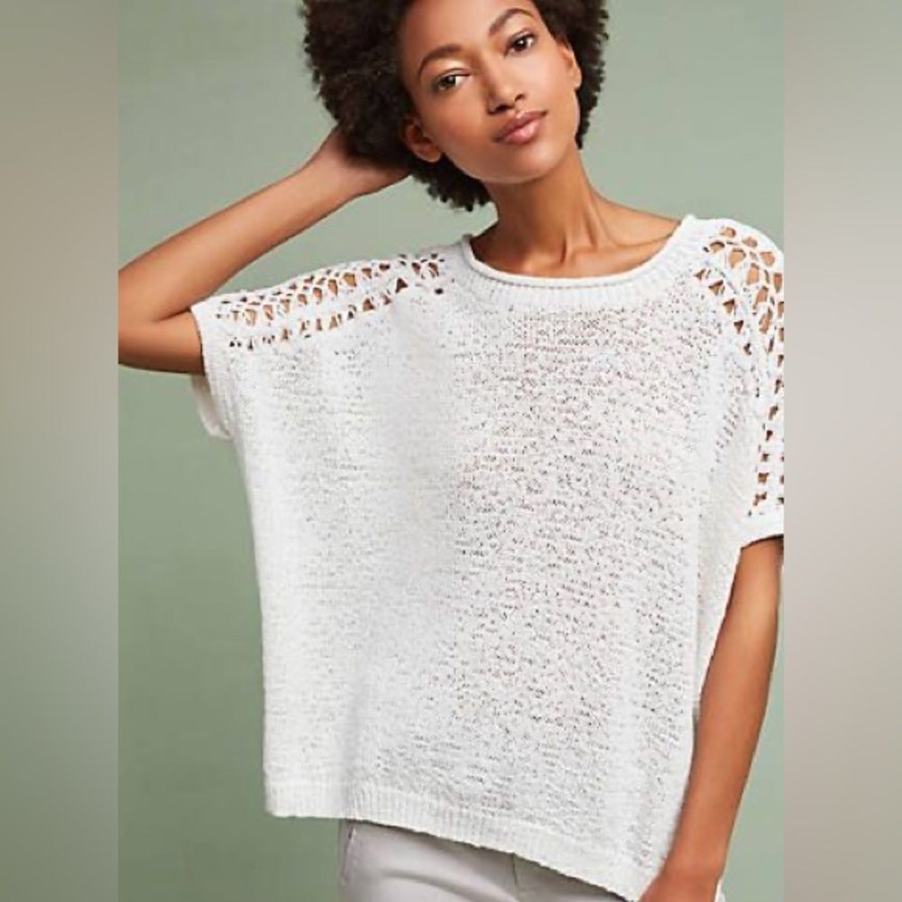 Moth Anthropologie White Oversized crochet white sweater size XS